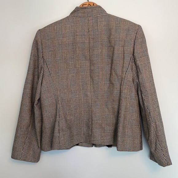 Vintage Louben II Petites Black and White Plaid Blazer Virgin Wool Size 14P - Picture 3 of 8